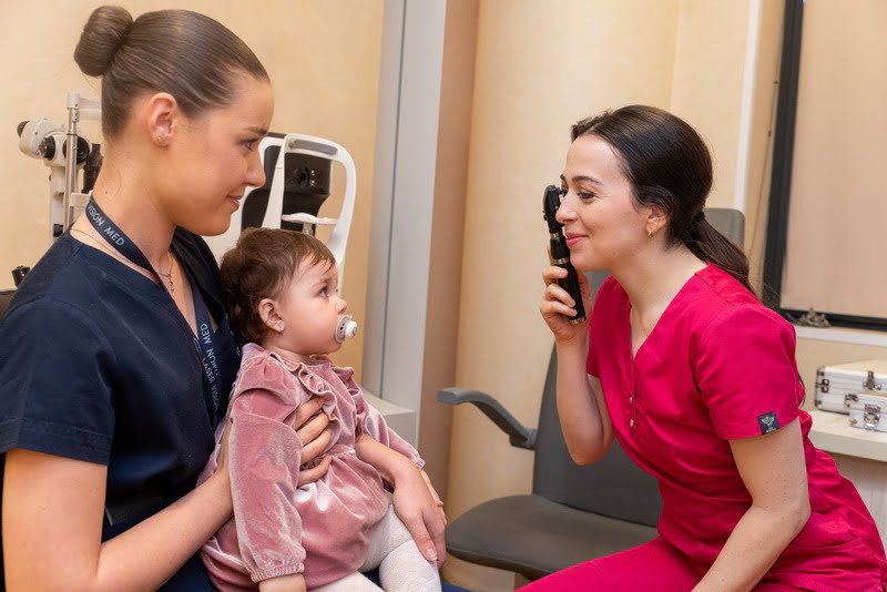 Raluca Nitescu medic oftalmolog pediatru